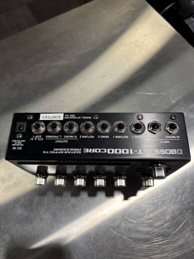 BOSS GT-1000CORE Compact Guitar Effects Processor